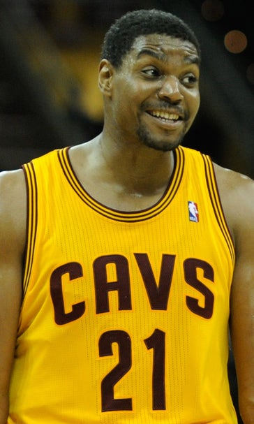 Phil Jackson suspects Andrew Bynum may 'give it another try'